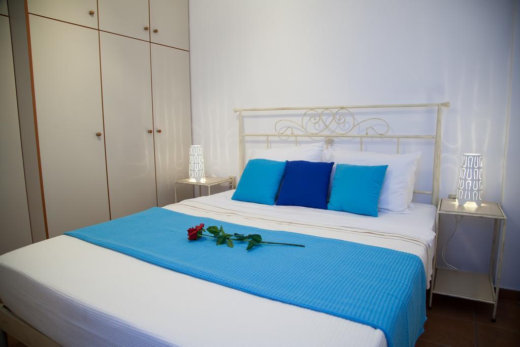 Villa Aelia Santorini Vothon Room photo